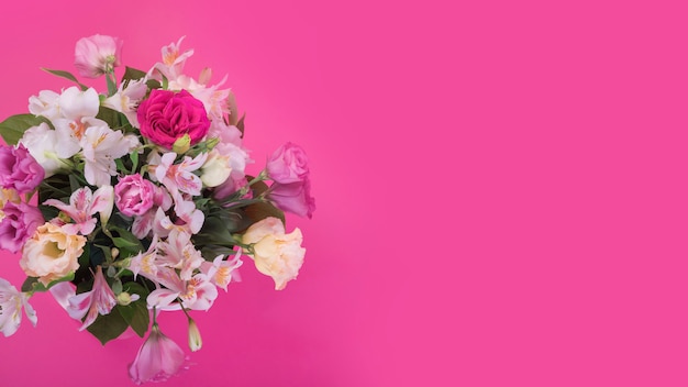 Foto gratuita concepto moderno de flores con estilo elegante