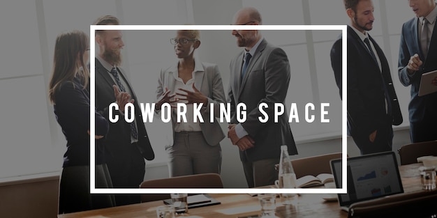 Concepto de negocio corporativo de oficina de espacio de trabajo compartido