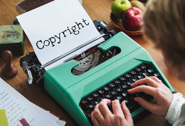 Foto gratuita concepto de palabra de marketing de marca de identidad de copyright