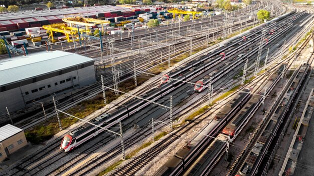 Concepto de transporte de trenes y ferrocarriles