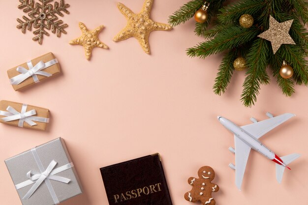 Concepto de viaje navideño con avión