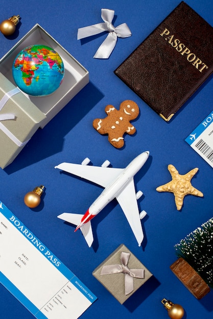 Concepto de viaje navideño con avión