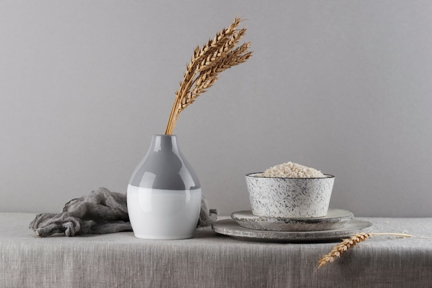 Foto gratuita concepto de zakat de arroz y granos