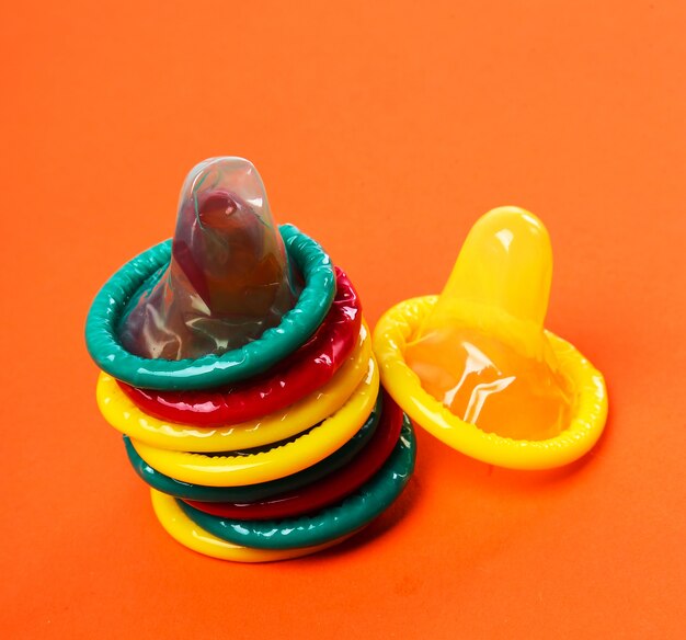 Condones de colores