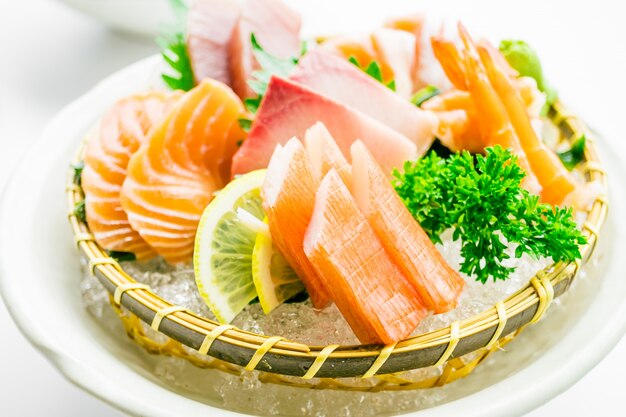 Conjunto mixto de sashimi