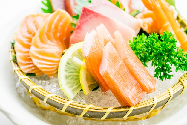 Conjunto mixto de sashimi