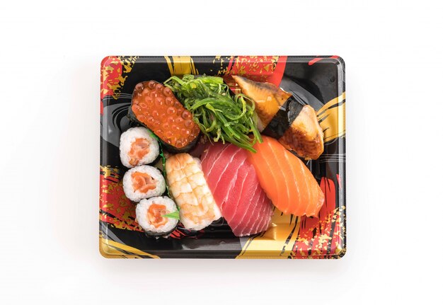 Conjunto de sushi mixto - comida japonesa