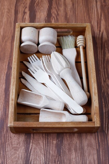 Conjunto de utensilios de cocina de madera, vista superior