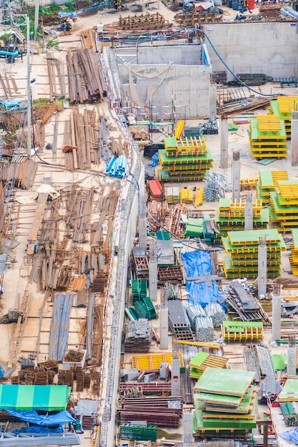 Construcción de un edificio visto desde arriba