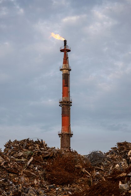 Contaminación ambiental y exterior de la industria.