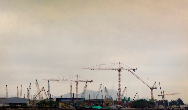 Contaminación de ingeniero de construcción industrial