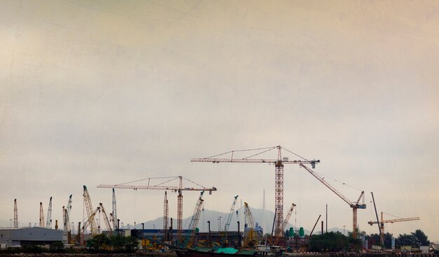 Contaminación de ingeniero de construcción industrial