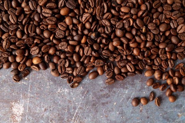 Copiar espacio granos de café en plano
