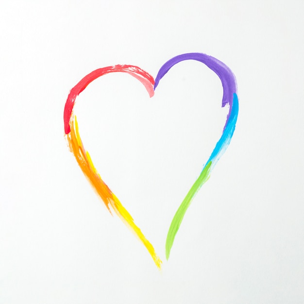 Corazón en colores LGBT.