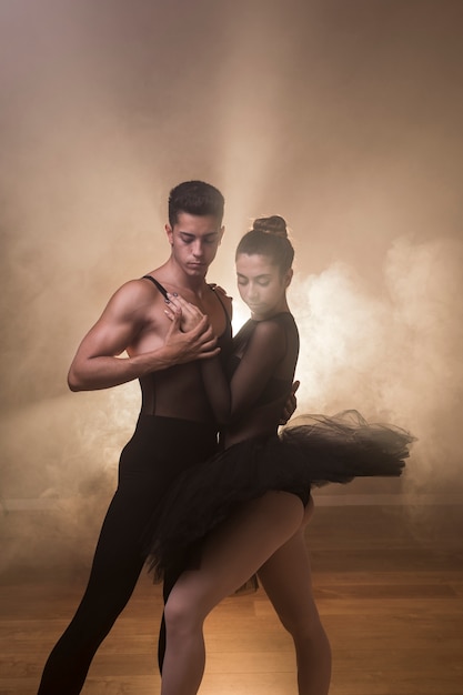 Coreografía de ballet de tiro medio.