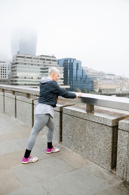 Corredor entrenando para maratón