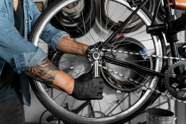 Creación de bicicletas en taller