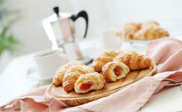 Croissants franceses para el desayuno