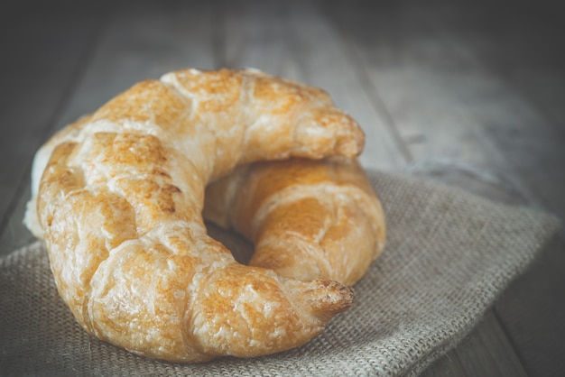 Croissants recién horneados