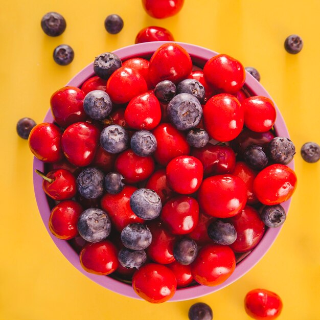 Cuenco de frutas sano