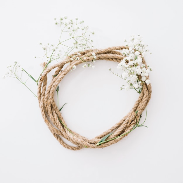 Cuerda circular con flores