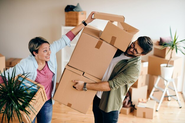 Cuidado con las cajas que se caen