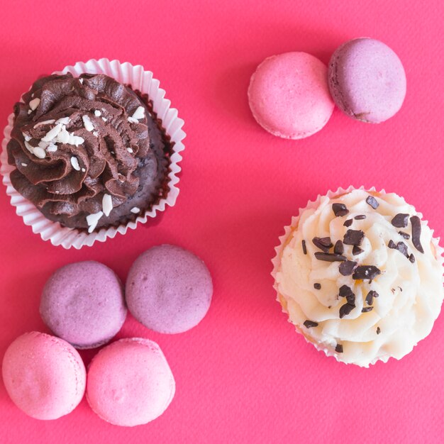 Cupcakes y macarons