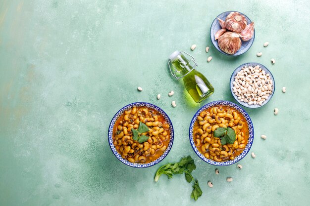 Curry de frijoles de ojos negros, cocina india.