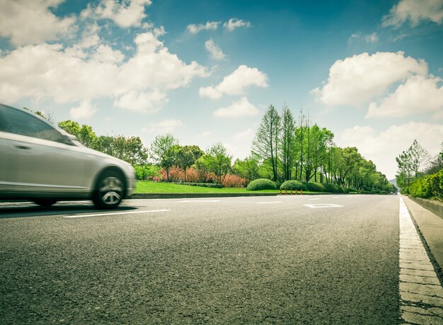 curva de desplazamiento automático de transporte verano