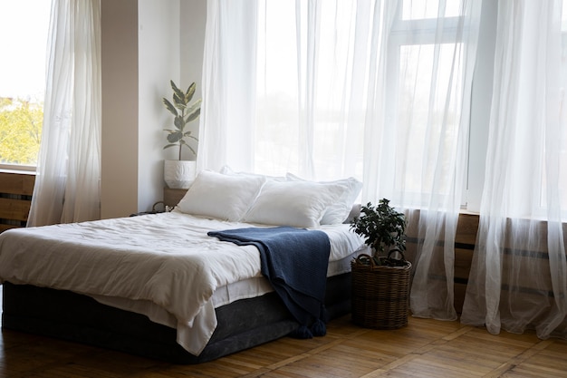 Decoración de dormitorio con plantas en maceta