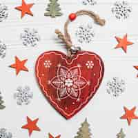 Foto gratuita decoración de navidad con corazón y estrellas