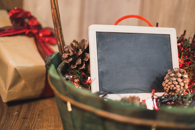 Decoración de navidad con pizarra