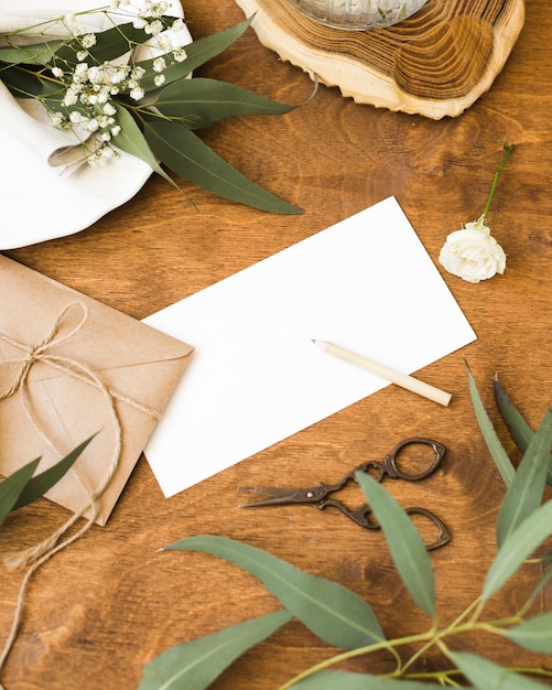 Decoraciones de la boda de alto ángulo