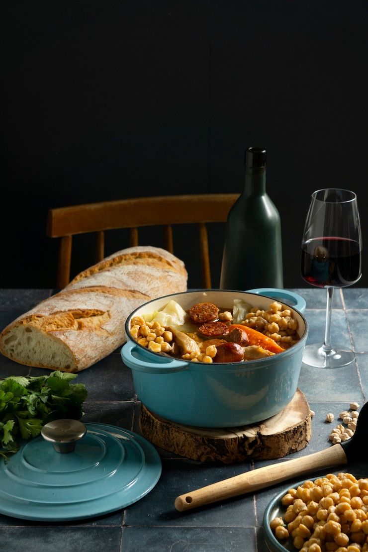 Foto gratuito deliciosa comida en la mesa