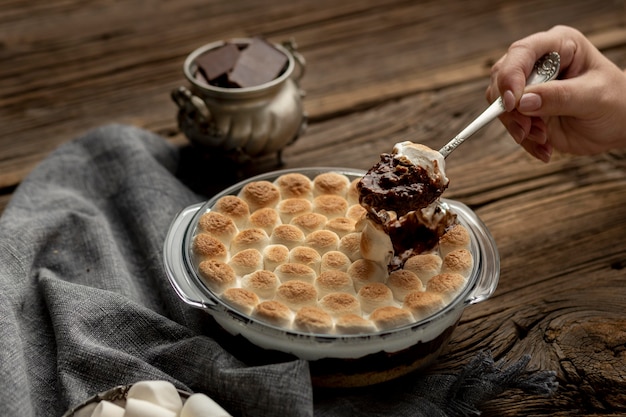 Deliciosa composición de postre s'mores.