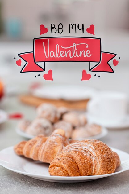 Deliciosa merienda preparada para el día de san valentín