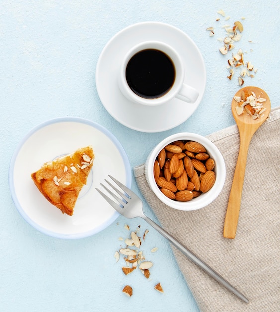 Deliciosa tarta de otoño con nueces