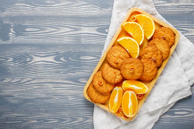 Foto gratuita deliciosas galletas caseras de ralladura de naranja.