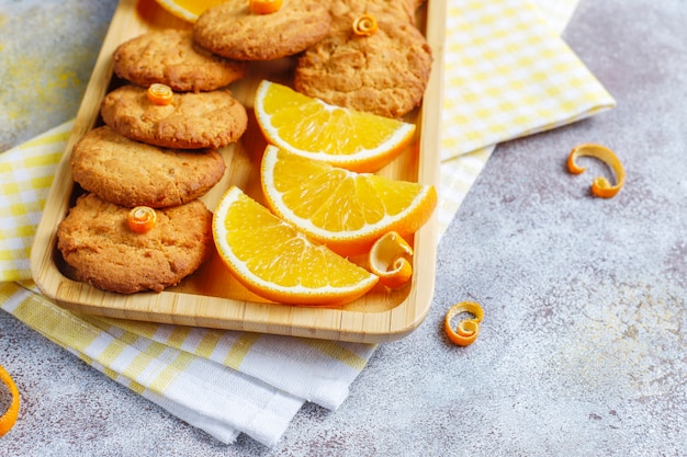 Deliciosas galletas caseras de ralladura de naranja.