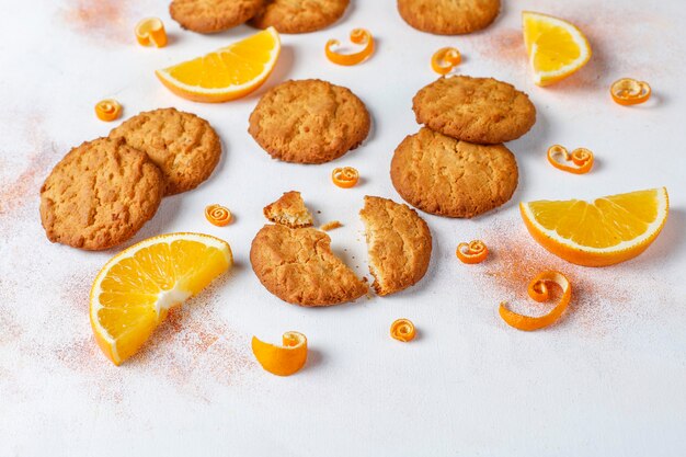 Deliciosas galletas caseras de ralladura de naranja.