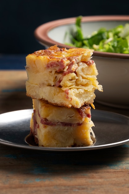 Delicioso bodegón de tortilla española