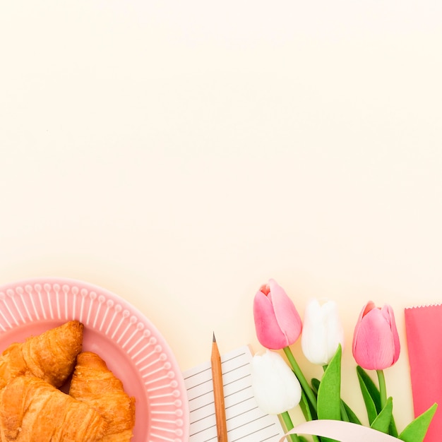 Delicioso croissant para el desayuno.