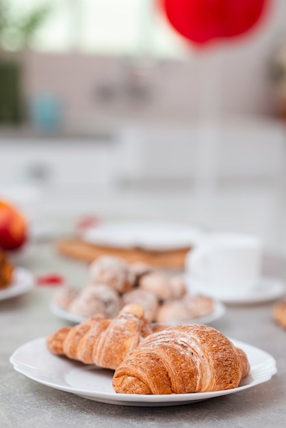 Delicioso desayuno para el día de san valentín