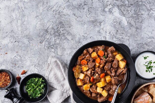 Delicioso goulash listo para cenar