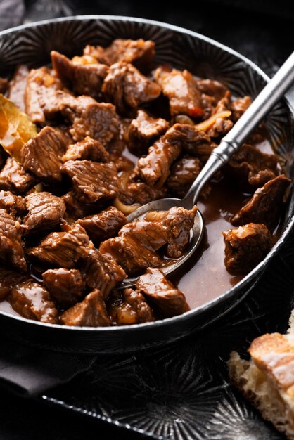 Delicioso goulash listo para cenar