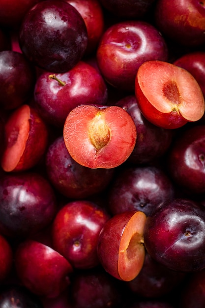 Delicioso papel tapiz de fruta de ciruela roja