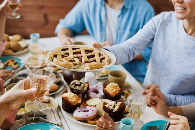 Foto gratuita delicioso pastel