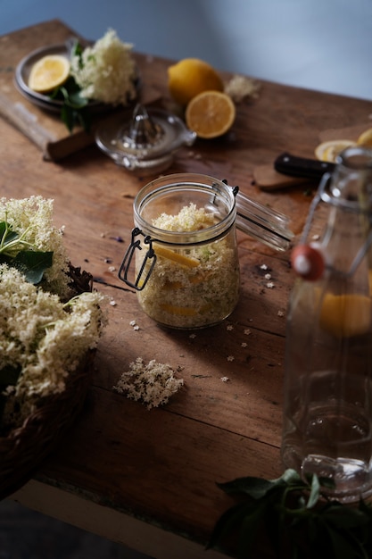 Foto gratuita delicioso postre de limón alto ángulo