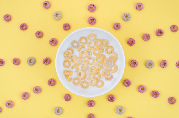 Foto gratuita delicioso sol hecho con cereales