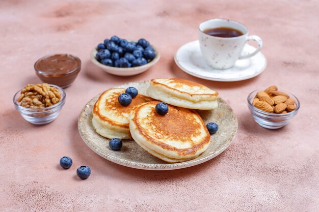 Desayuno con carbohidratos, tortitas, crepes, barquillos.